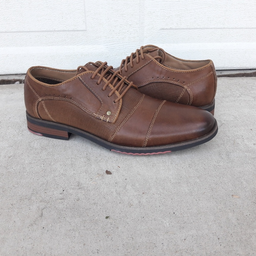 Steve Madden - Picture 1 of 3